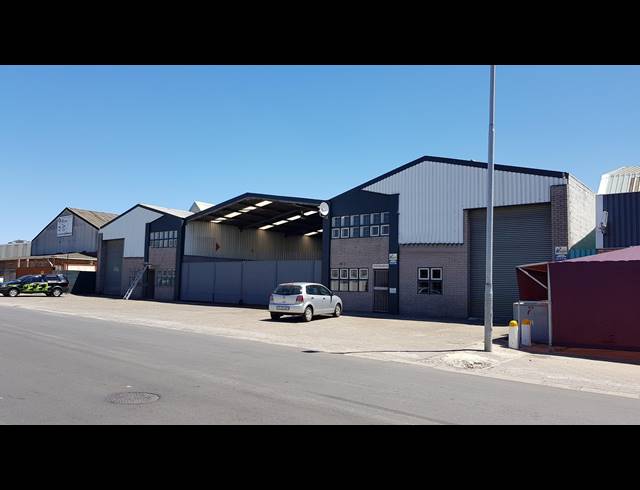 265M² FACTORY TO LET IN STIKLAND INDUSTRIAL